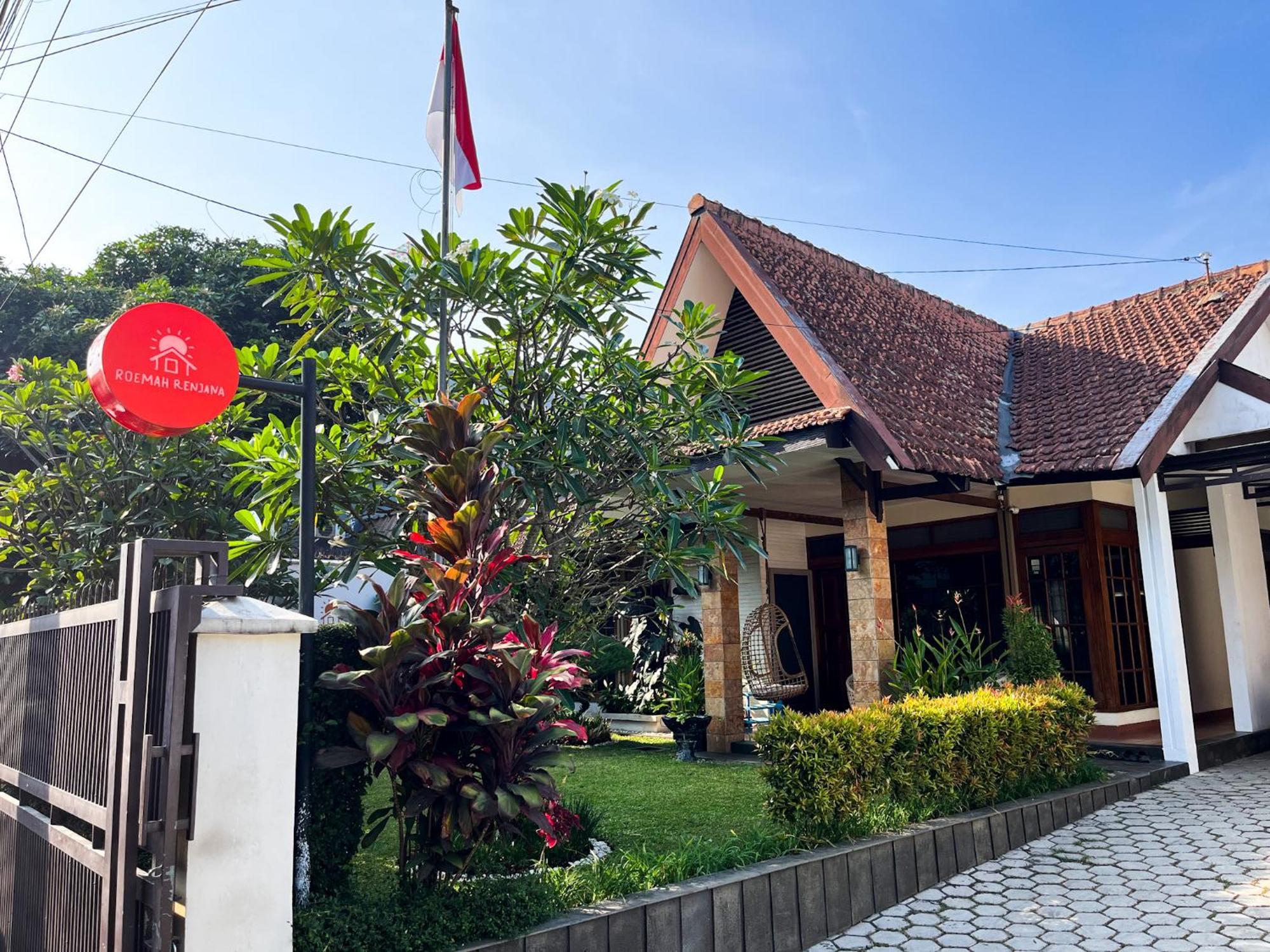 Roemah Renjana Bandung住宿加早餐旅馆 外观 照片